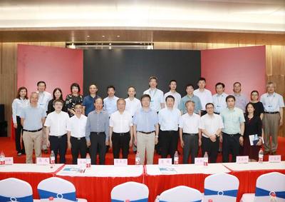 鵬城實驗室喬遷新址并簽署科研合作協議，引領網絡通信工程創新發展